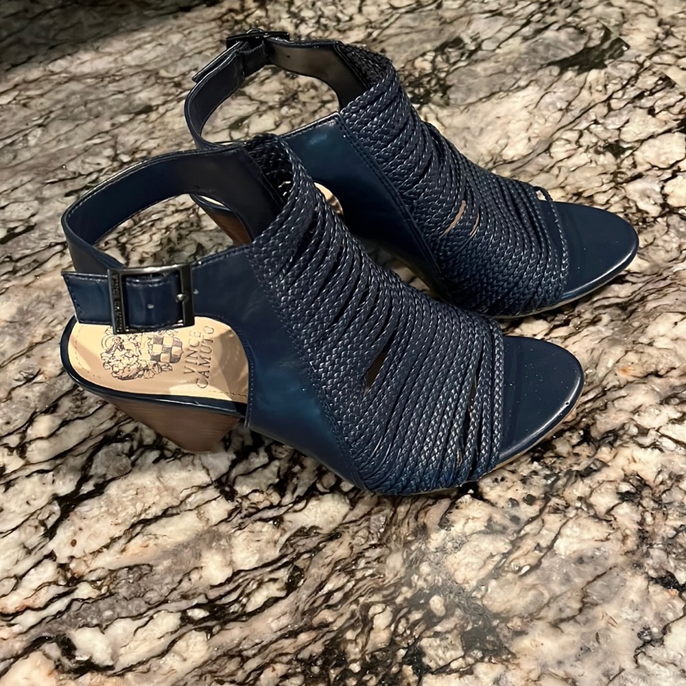 Dark blue Vince camuto heels size 8